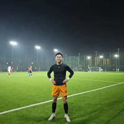 袁鑫龙